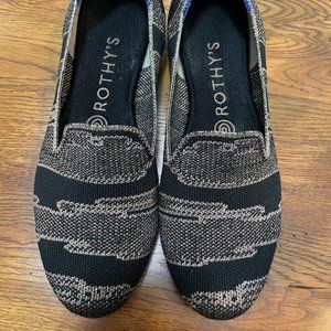 RARE Gold and Black Loafer Rothy's Size 7.5